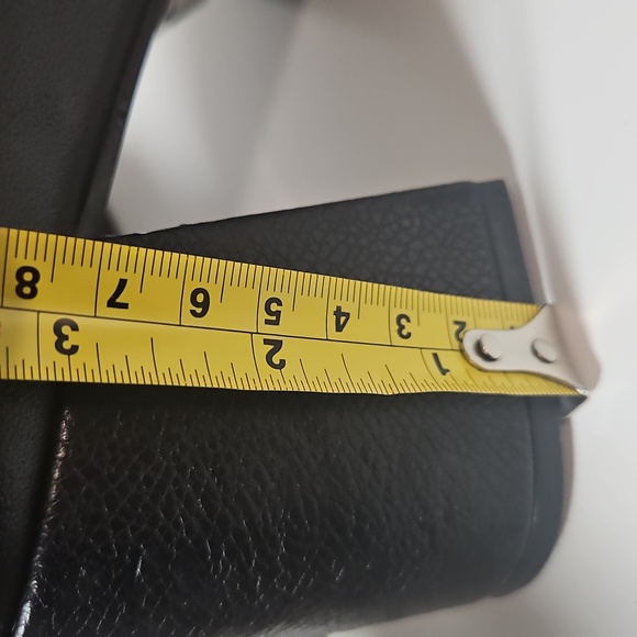 Ateliers Classic Black Women's Loafers - Picture 7 of 9